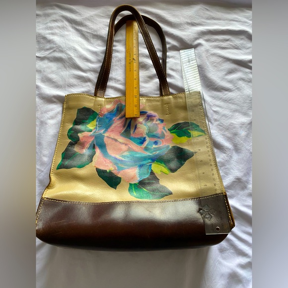 EUCPatrica Nash Tote - Picture 1 of 8